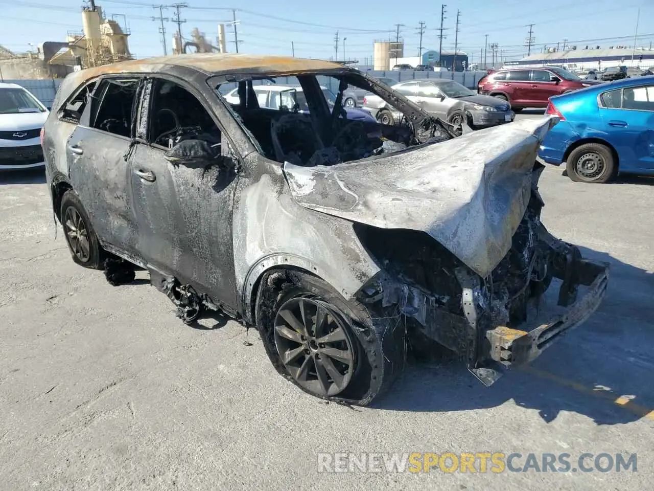 4 Фотография поврежденного автомобиля 5XYPG4A5XKG490455 KIA SORENTO 2019