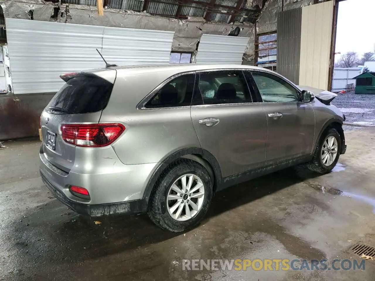 3 Photograph of a damaged car 5XYPGDA30KG514809 KIA SORENTO 2019