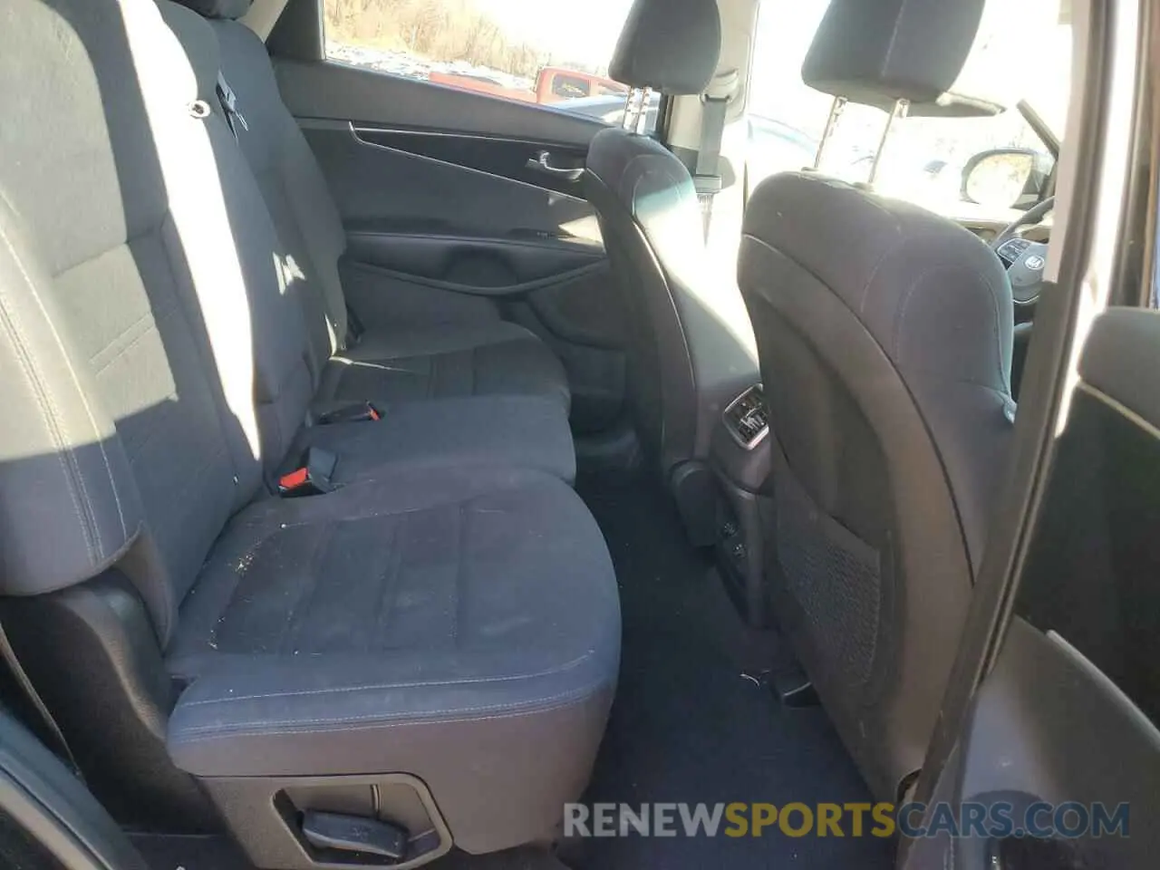 11 Фотография поврежденного автомобиля 5XYPGDA31KG560228 KIA SORENTO 2019