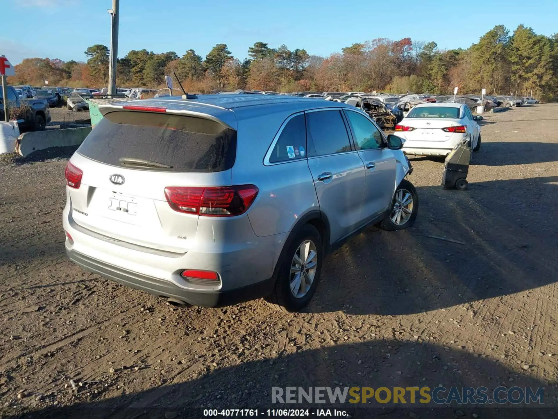 4 Фотография поврежденного автомобиля 5XYPGDA34KG526946 KIA SORENTO 2019