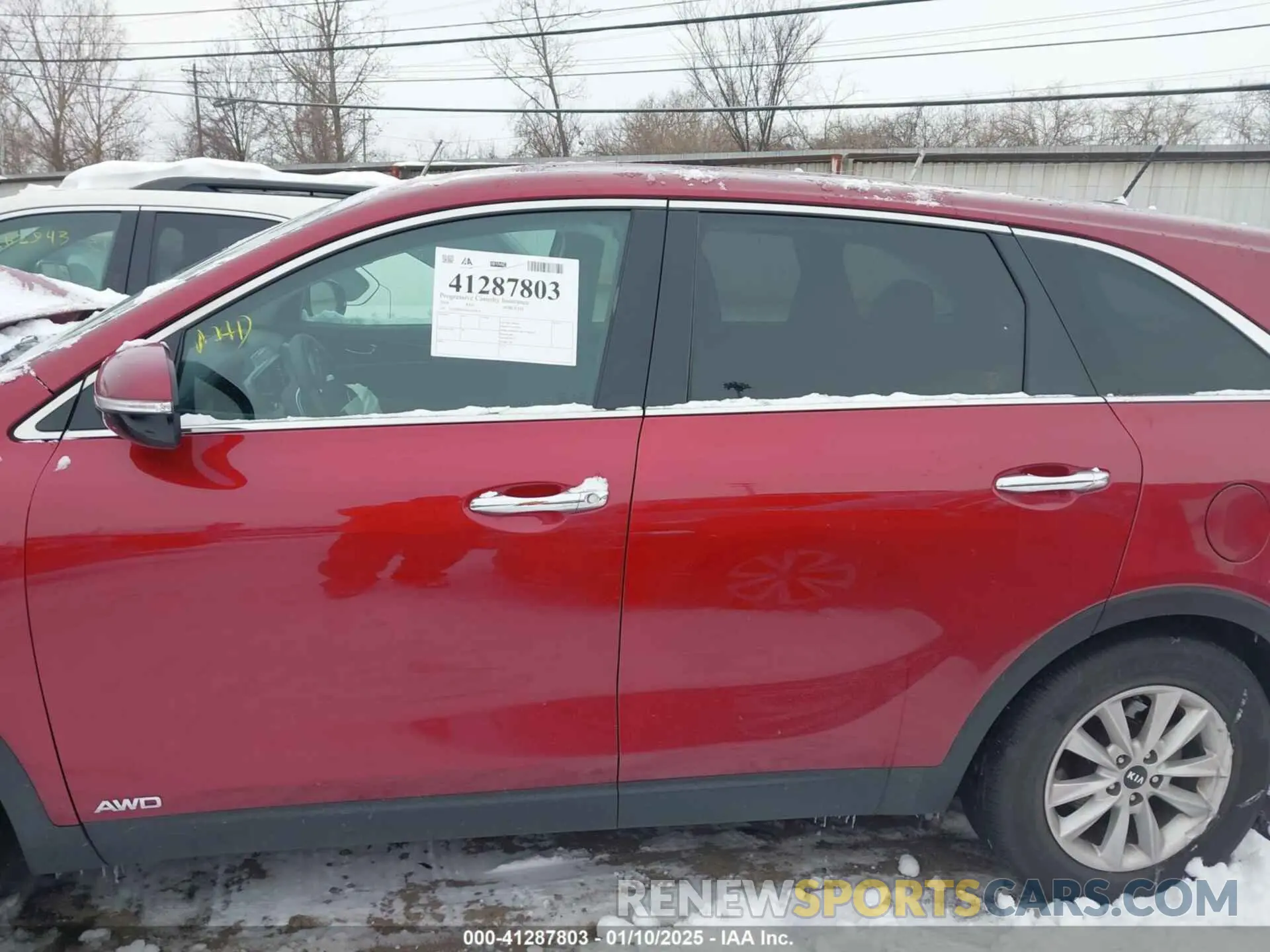 13 Photograph of a damaged car 5XYPGDA34KG540474 KIA SORENTO 2019