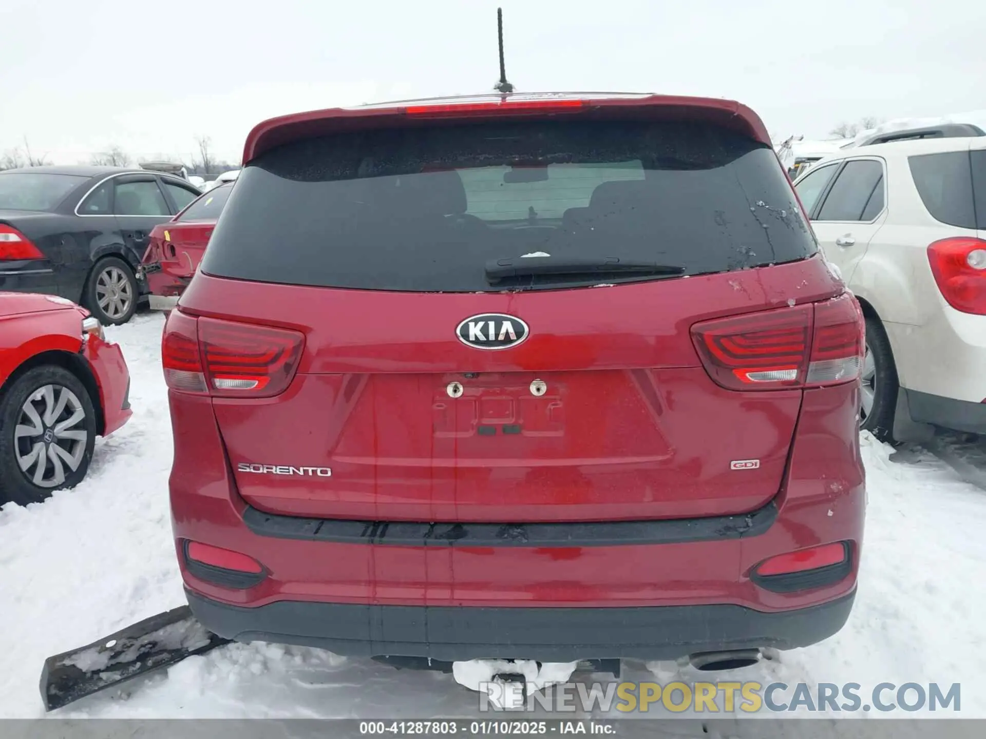 15 Photograph of a damaged car 5XYPGDA34KG540474 KIA SORENTO 2019