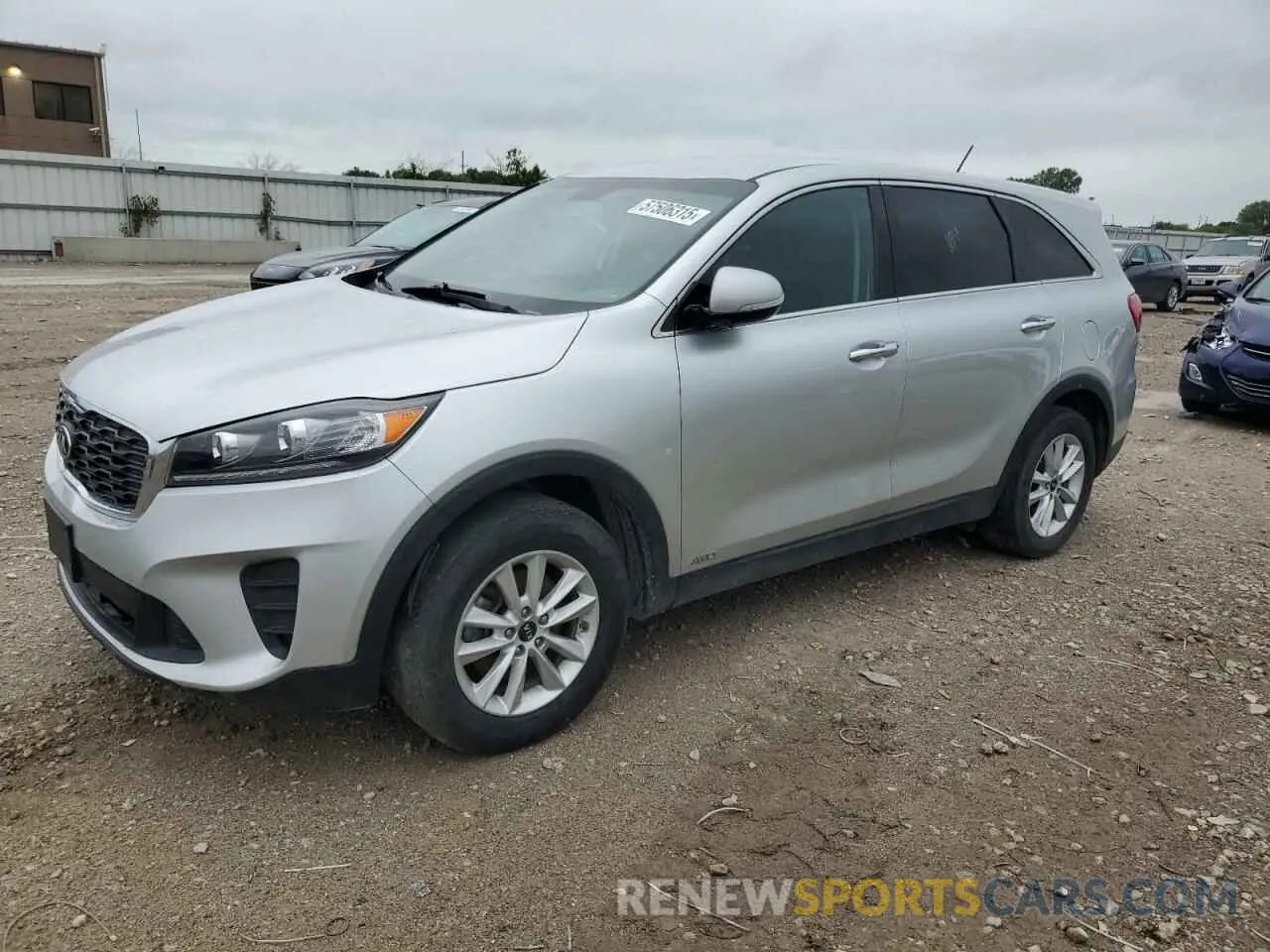 1 Photograph of a damaged car 5XYPGDA35KG527622 KIA SORENTO 2019