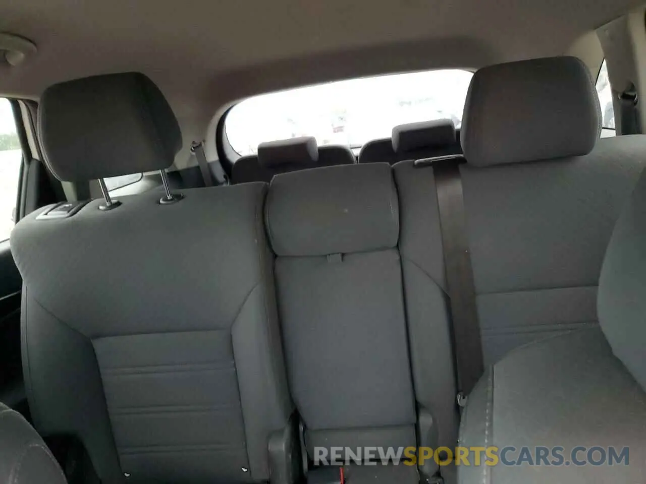11 Photograph of a damaged car 5XYPGDA35KG527622 KIA SORENTO 2019