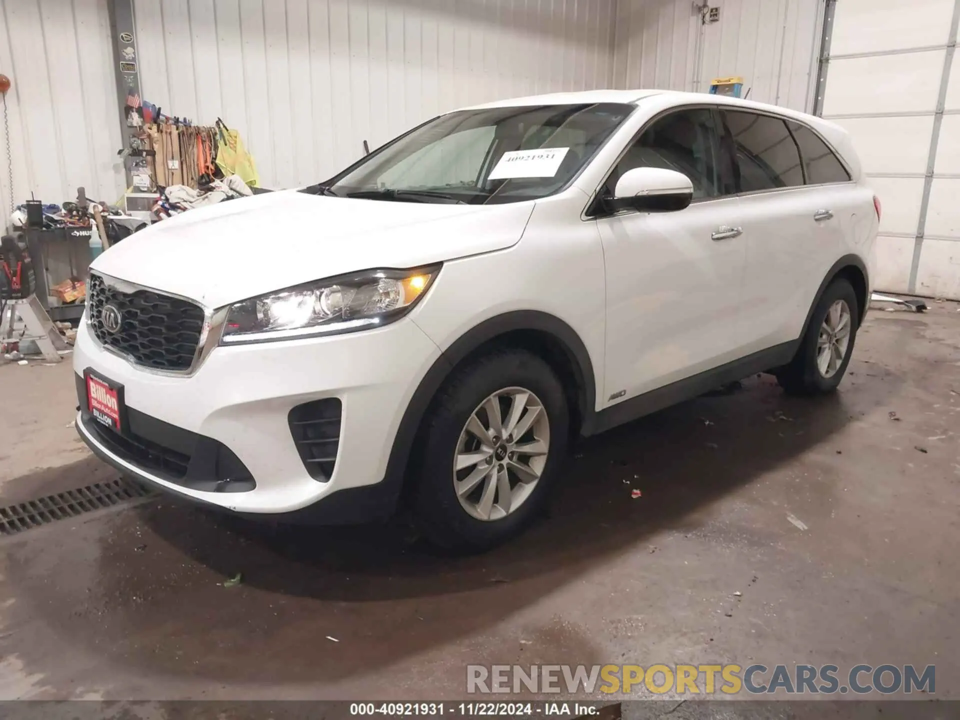 2 Photograph of a damaged car 5XYPGDA36KG542596 KIA SORENTO 2019