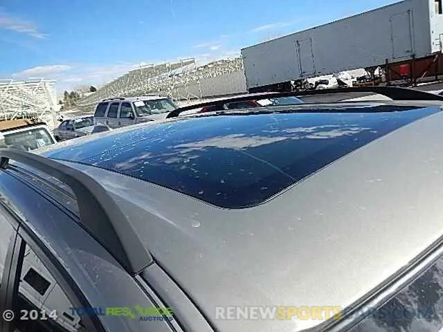 18 Photograph of a damaged car 5XYPGDA3XKG436524 KIA SORENTO 2019