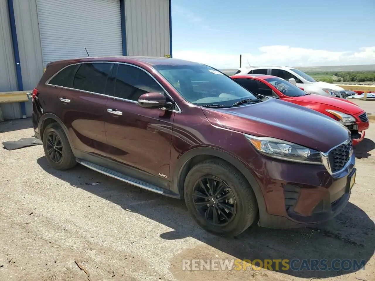 4 Photograph of a damaged car 5XYPGDA51KG522693 KIA SORENTO 2019