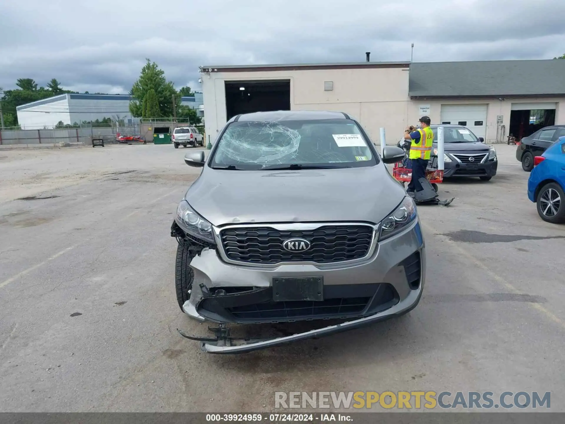 13 Photograph of a damaged car 5XYPGDA52KG457482 KIA SORENTO 2019