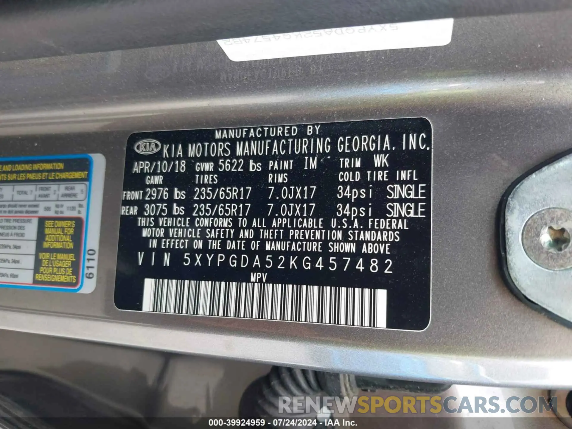 9 Photograph of a damaged car 5XYPGDA52KG457482 KIA SORENTO 2019