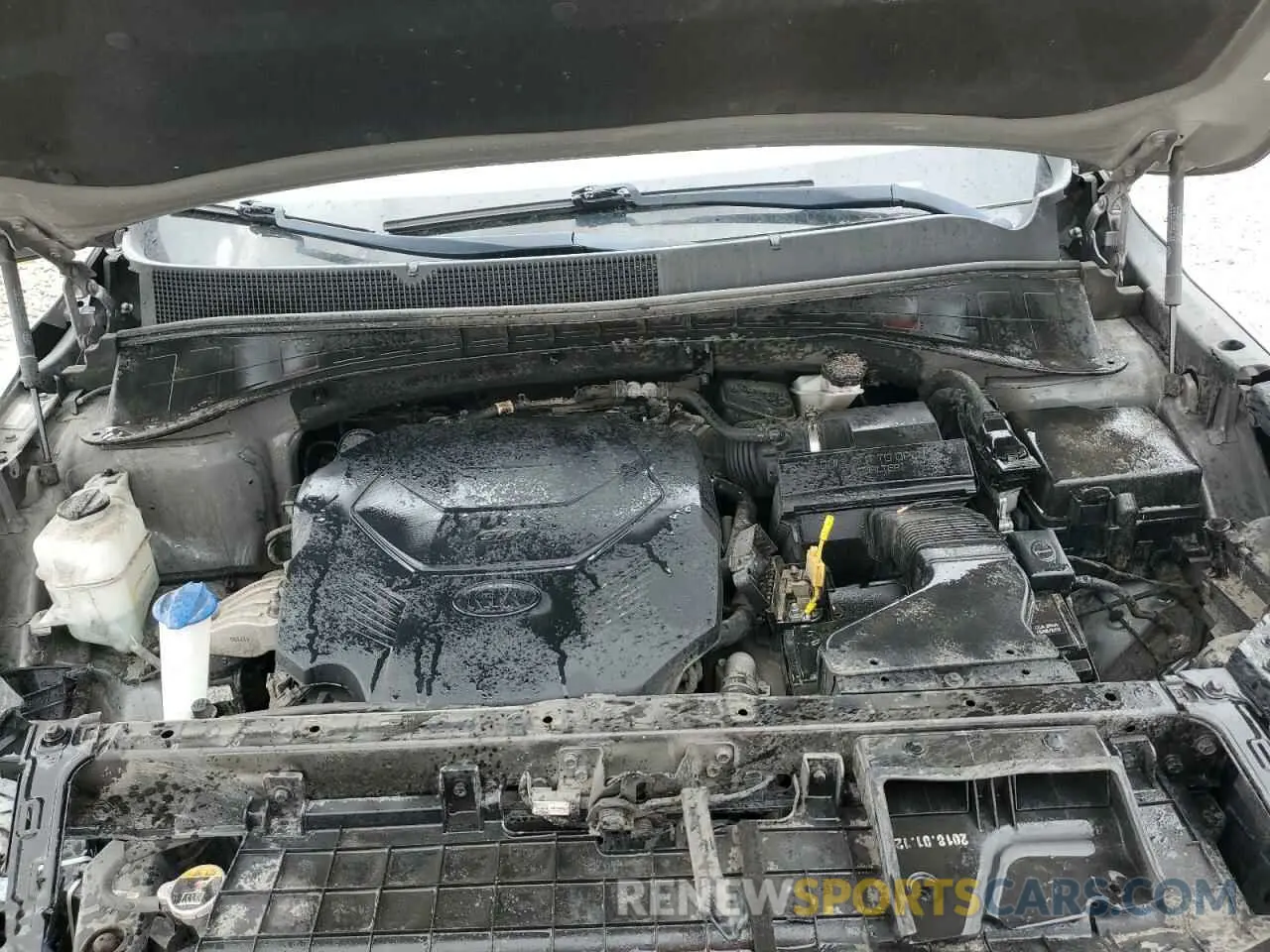 11 Photograph of a damaged car 5XYPGDA52KG490241 KIA SORENTO 2019