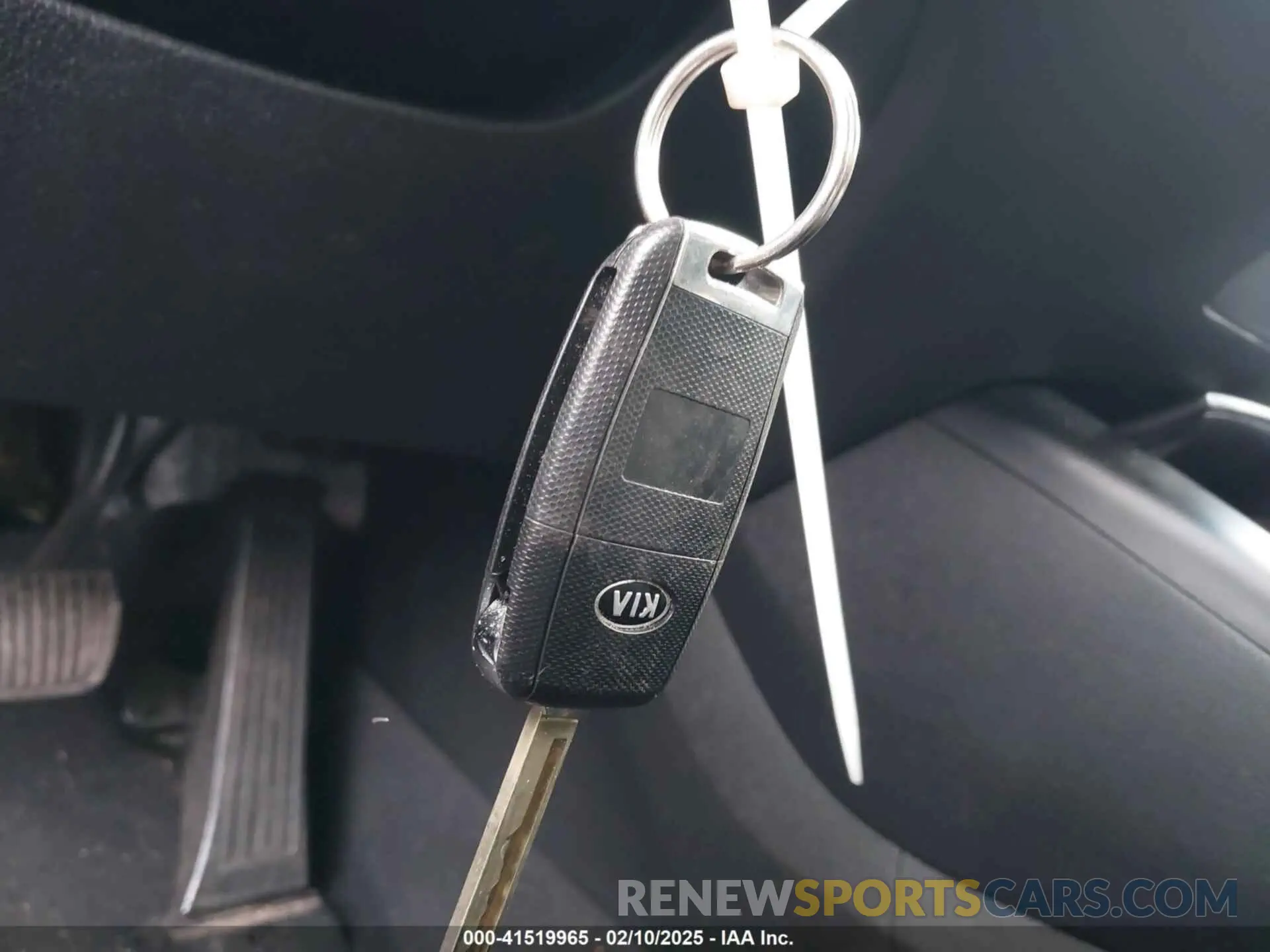 11 Фотография поврежденного автомобиля 5XYPGDA53KG482987 KIA SORENTO 2019