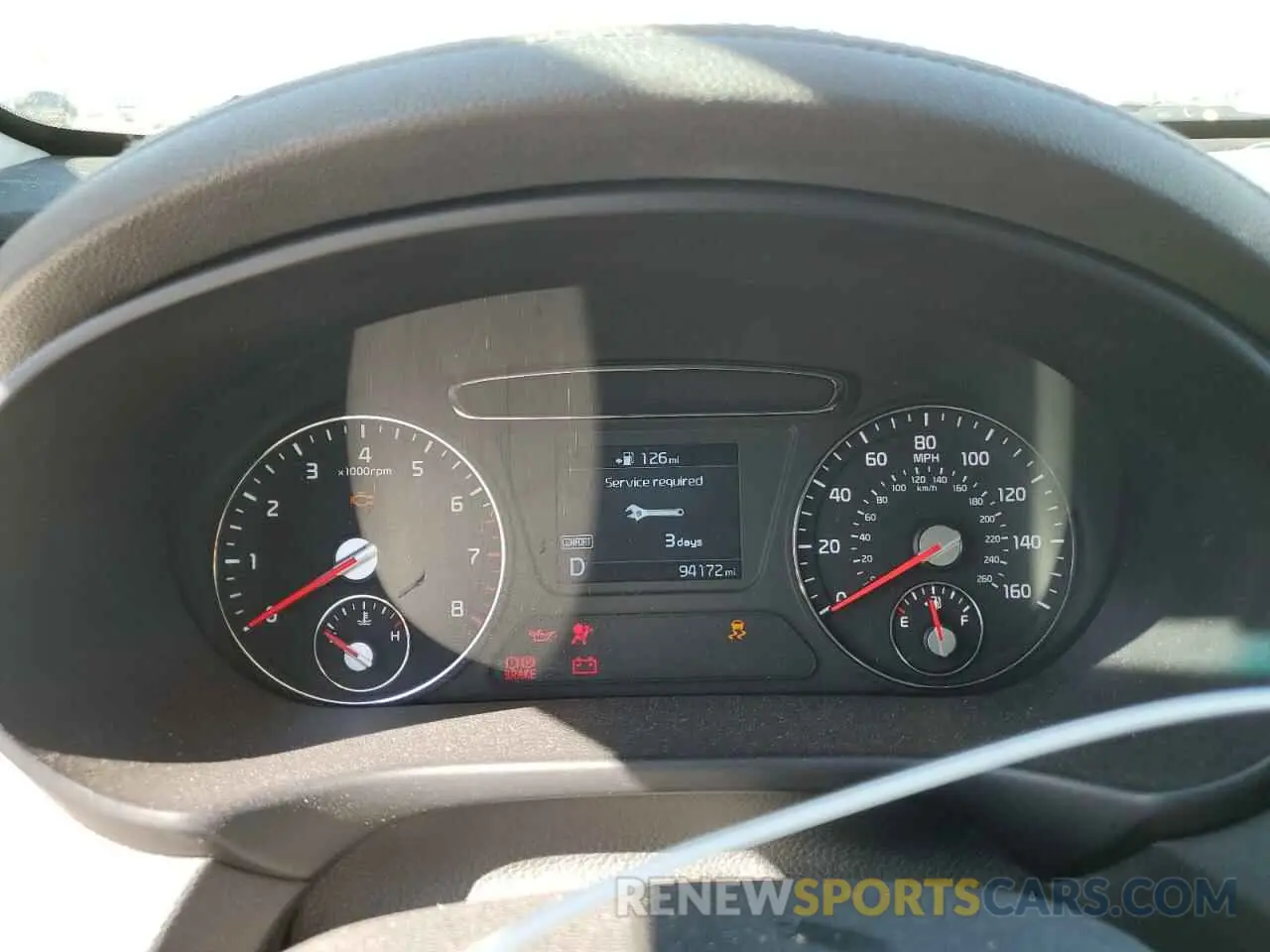 9 Photograph of a damaged car 5XYPGDA53KG518578 KIA SORENTO 2019