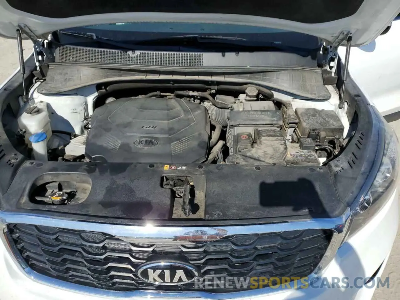12 Photograph of a damaged car 5XYPGDA54KG483145 KIA SORENTO 2019