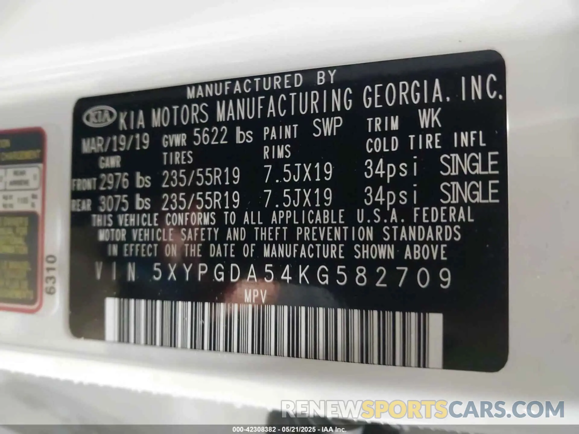 9 Photograph of a damaged car 5XYPGDA54KG582709 KIA SORENTO 2019