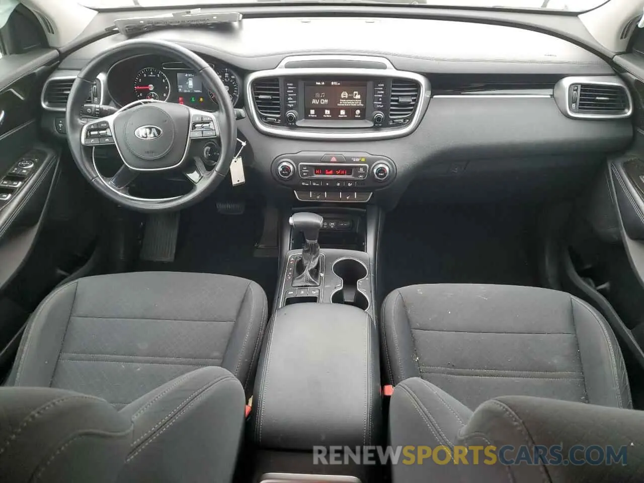 8 Фотография поврежденного автомобиля 5XYPGDA54KG588719 KIA SORENTO 2019