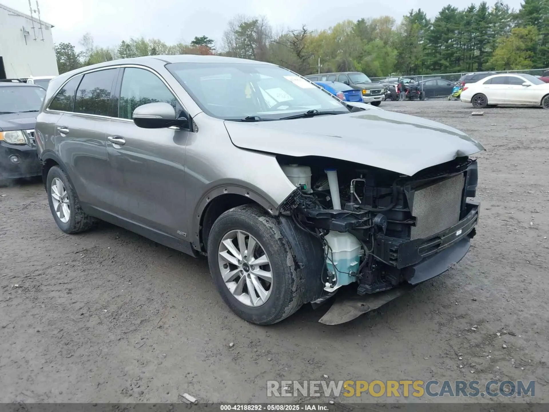 1 Photograph of a damaged car 5XYPGDA55KG481016 KIA SORENTO 2019