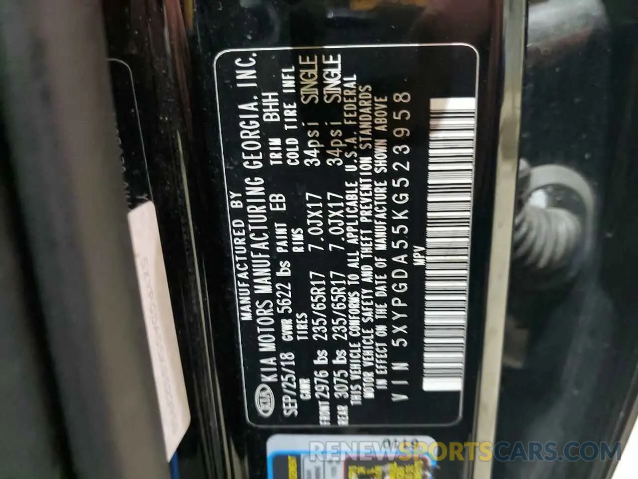 13 Photograph of a damaged car 5XYPGDA55KG523958 KIA SORENTO 2019