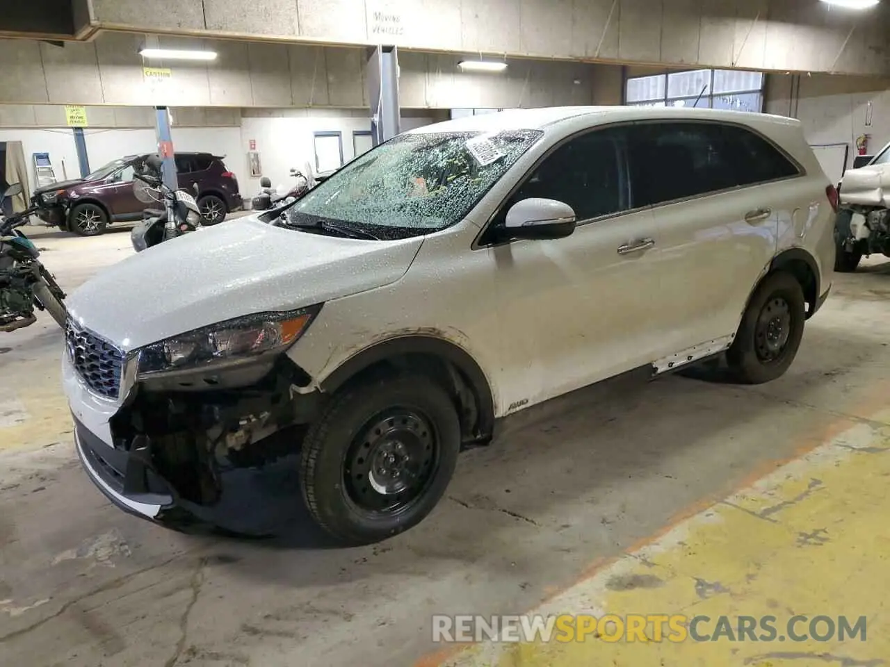 1 Photograph of a damaged car 5XYPGDA55KG561299 KIA SORENTO 2019