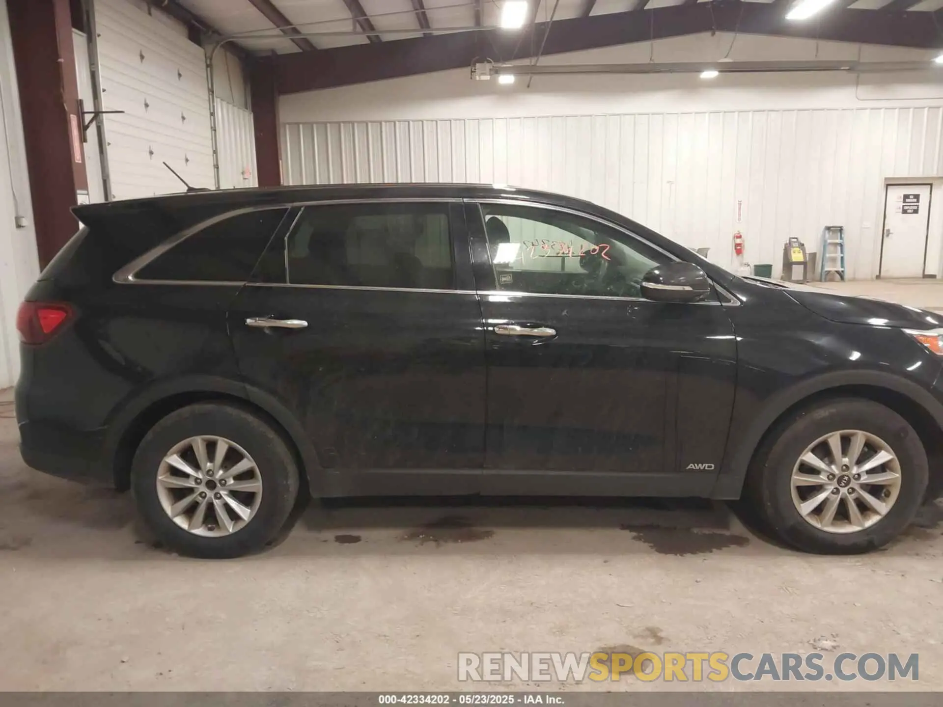13 Фотография поврежденного автомобиля 5XYPGDA56KG444105 KIA SORENTO 2019