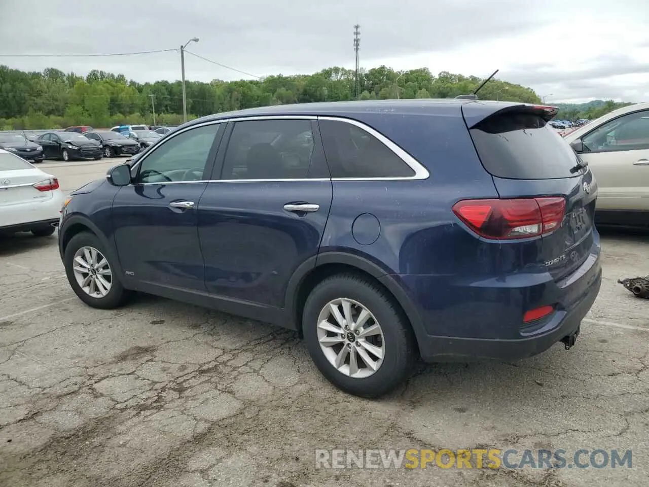 2 Photograph of a damaged car 5XYPGDA56KG490467 KIA SORENTO 2019