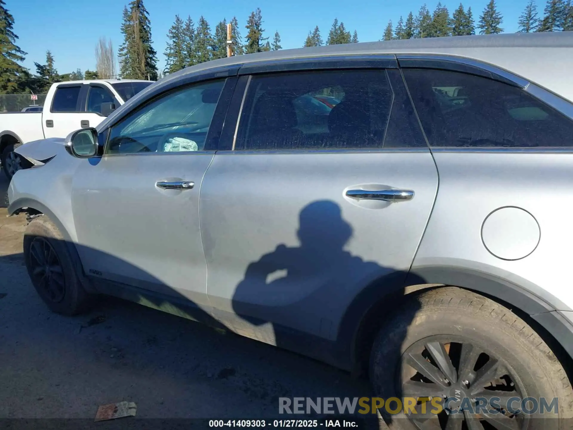 13 Фотография поврежденного автомобиля 5XYPGDA56KG506179 KIA SORENTO 2019