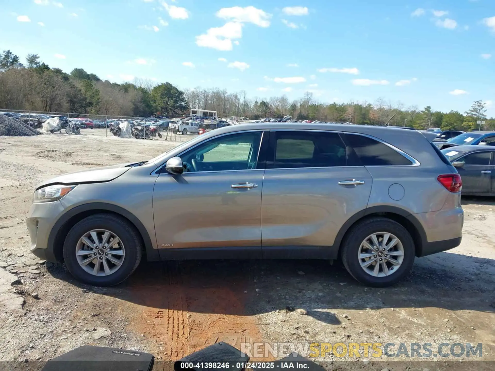 14 Фотография поврежденного автомобиля 5XYPGDA57KG449197 KIA SORENTO 2019
