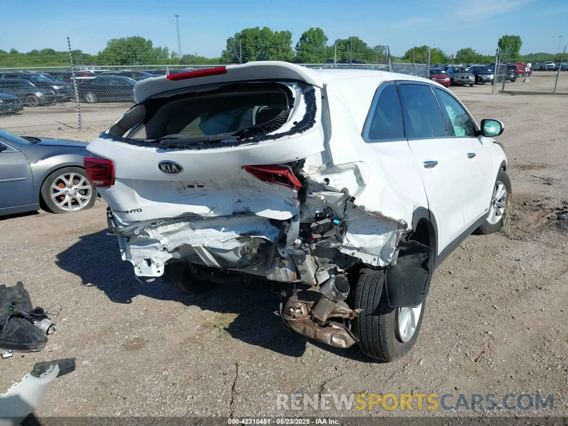 4 Фотография поврежденного автомобиля 5XYPGDA59KG477907 KIA SORENTO 2019