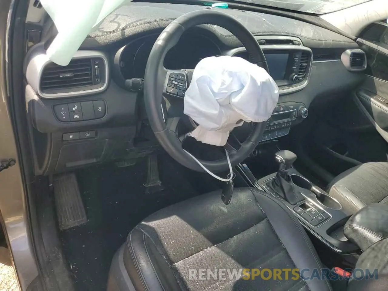 8 Фотография поврежденного автомобиля 5XYPH4A50KG456666 KIA SORENTO 2019