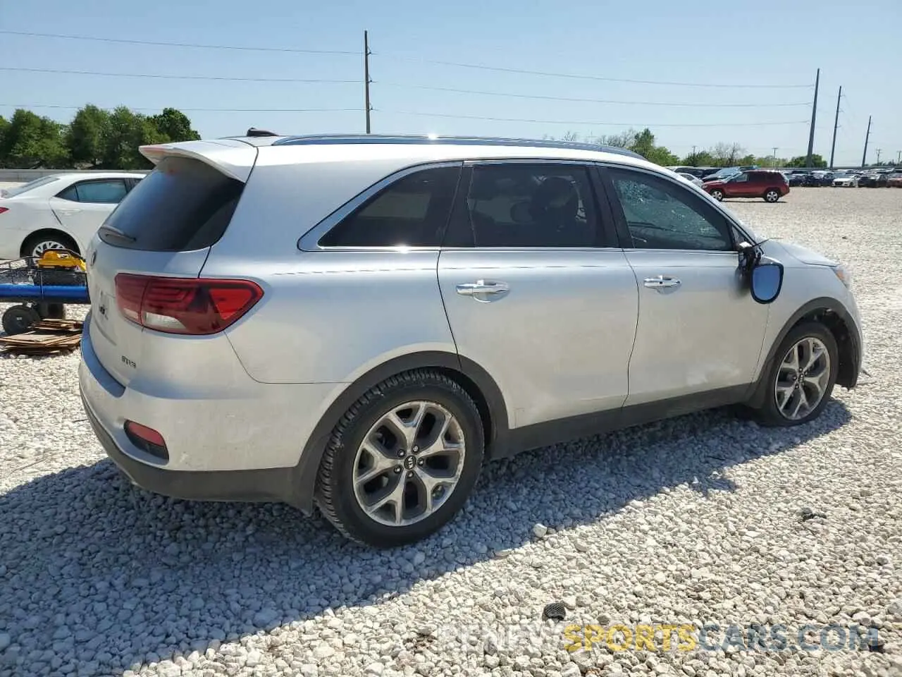 3 Photograph of a damaged car 5XYPH4A54KG608397 KIA SORENTO 2019