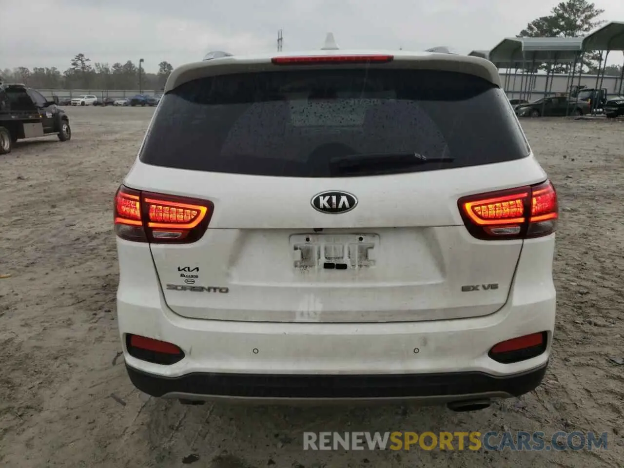 6 Photograph of a damaged car 5XYPH4A56KG477246 KIA SORENTO 2019