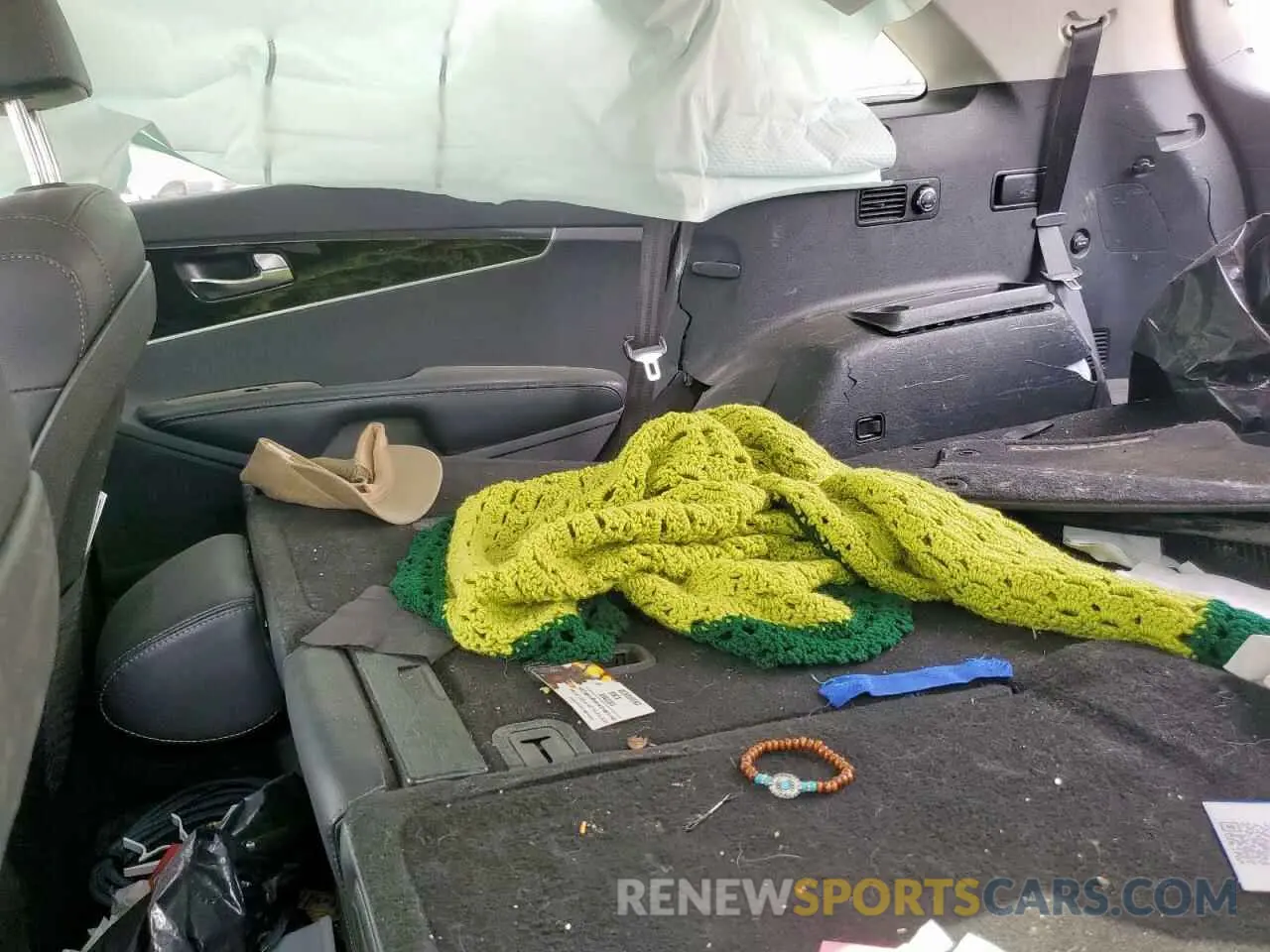 11 Photograph of a damaged car 5XYPH4A59KG534328 KIA SORENTO 2019