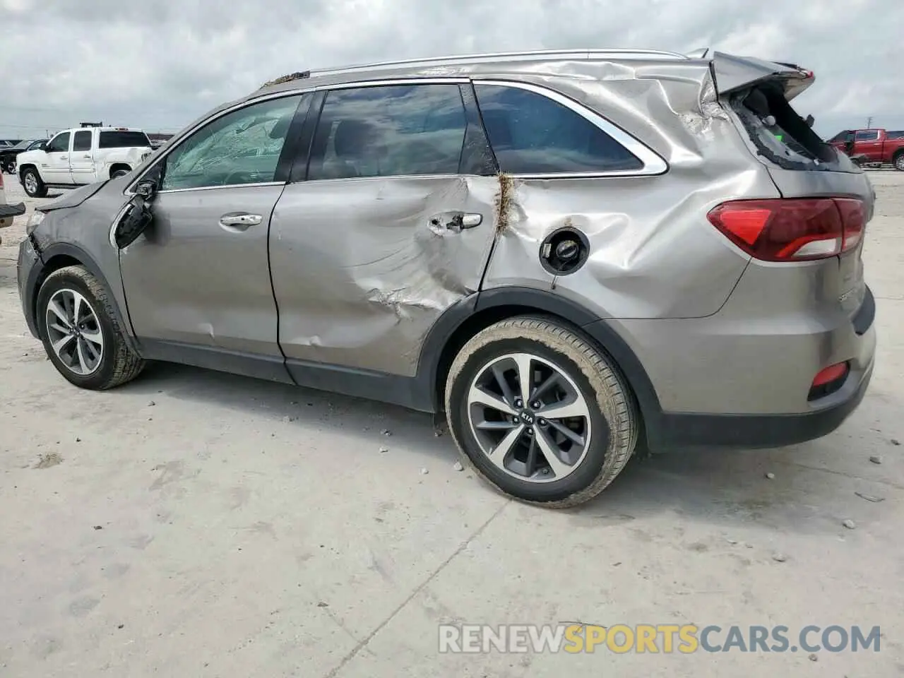 2 Photograph of a damaged car 5XYPH4A59KG534328 KIA SORENTO 2019