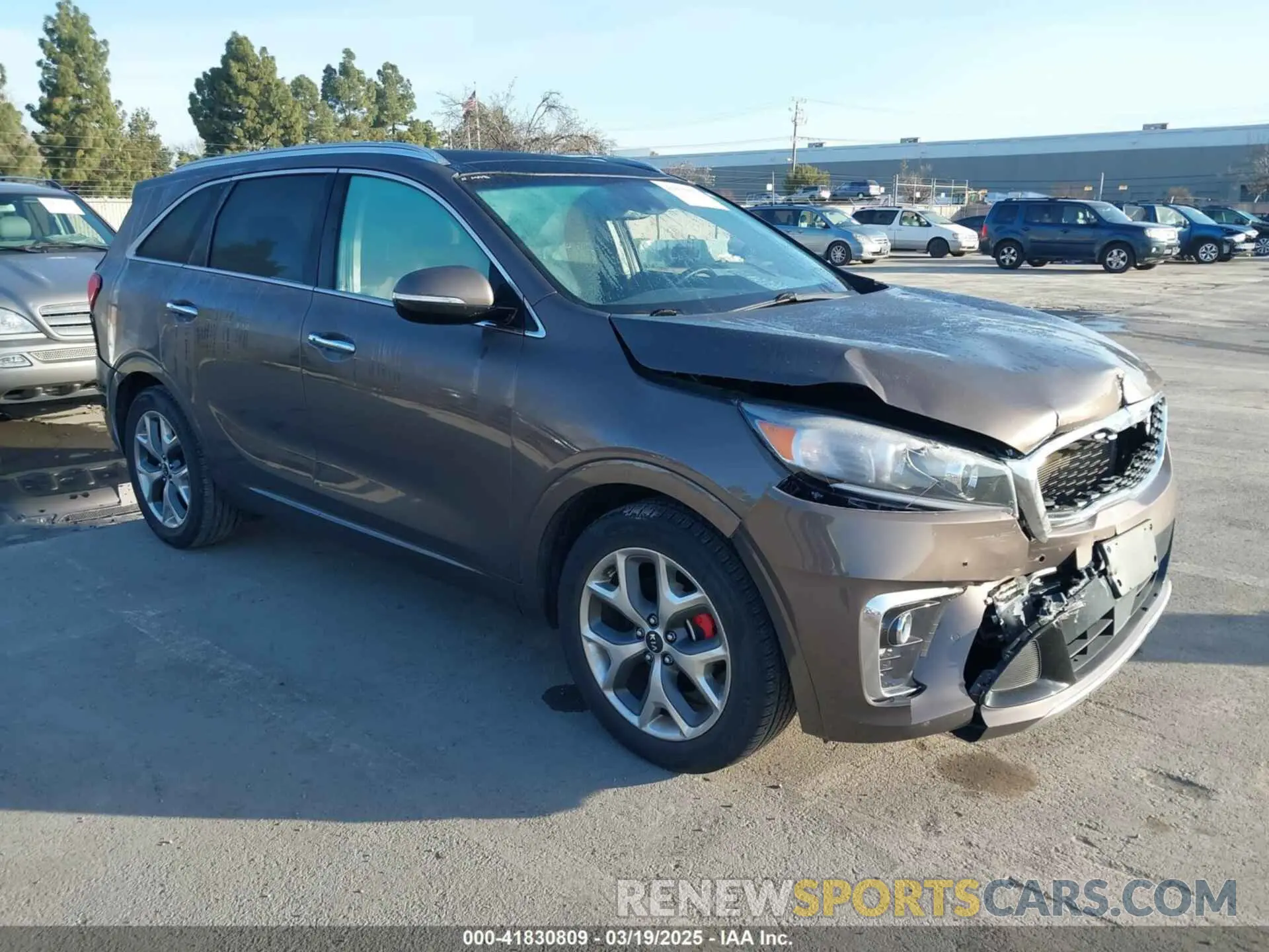 1 Фотография поврежденного автомобиля 5XYPK4A52KG478637 KIA SORENTO 2019