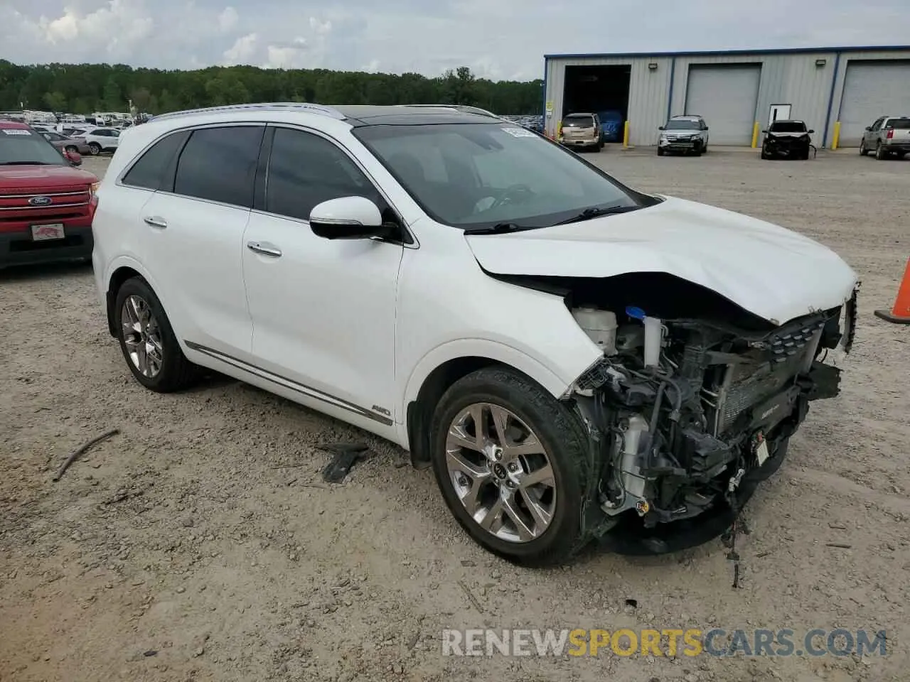 4 Photograph of a damaged car 5XYPKDA53KG502850 KIA SORENTO 2019