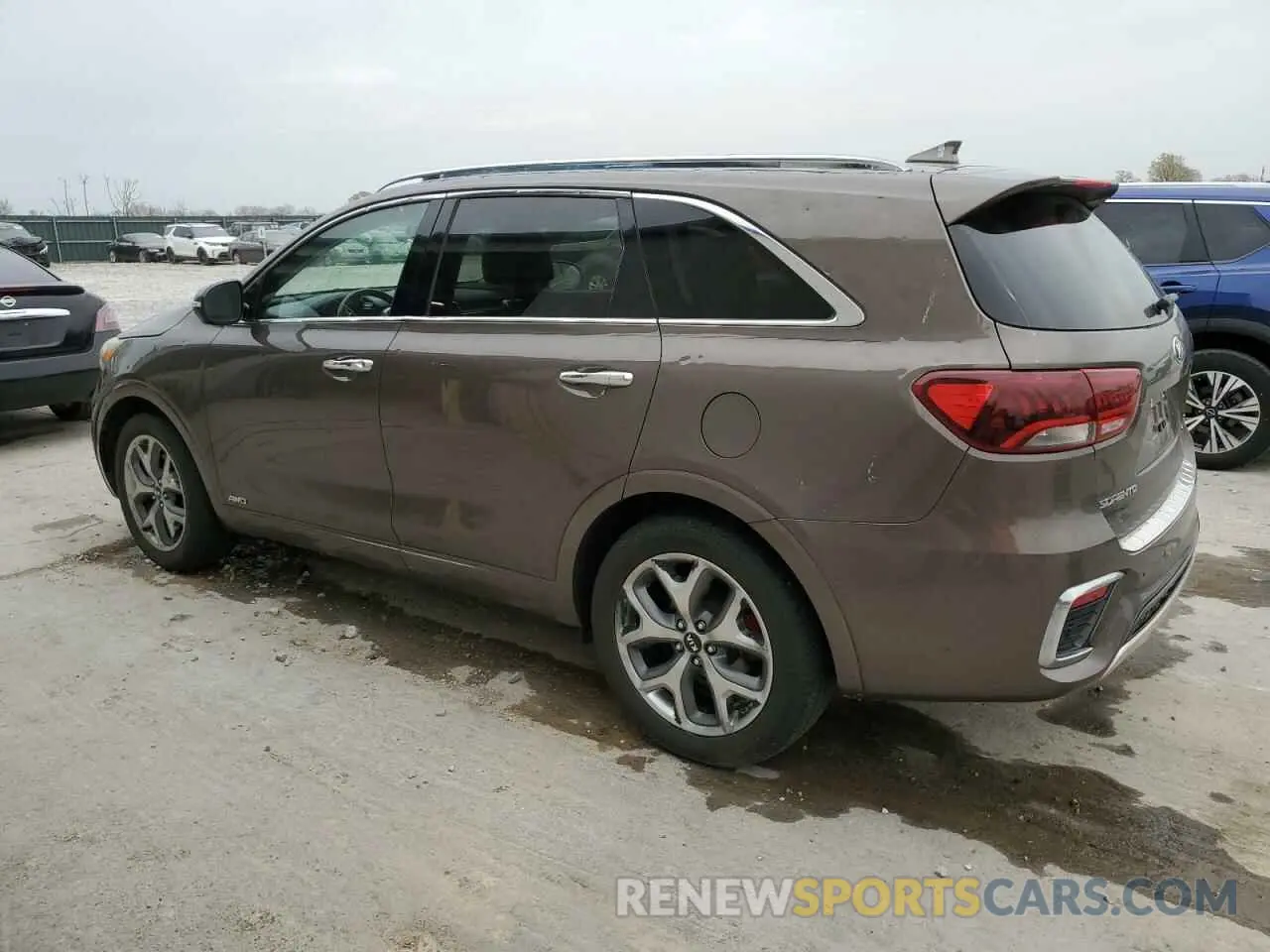 2 Photograph of a damaged car 5XYPKDA57KG470436 KIA SORENTO 2019