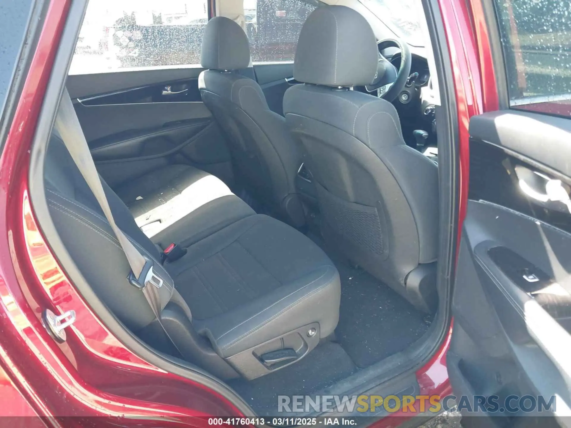 8 Фотография поврежденного автомобиля 5XYPG4A31LG684906 KIA SORENTO 2020