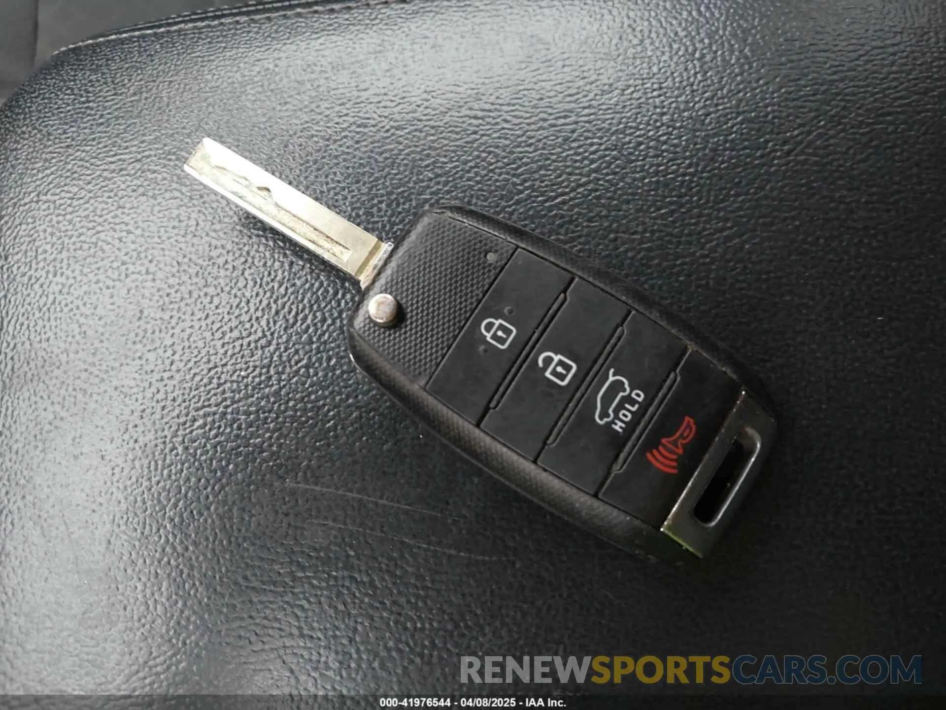 11 Фотография поврежденного автомобиля 5XYPG4A31LG686087 KIA SORENTO 2020