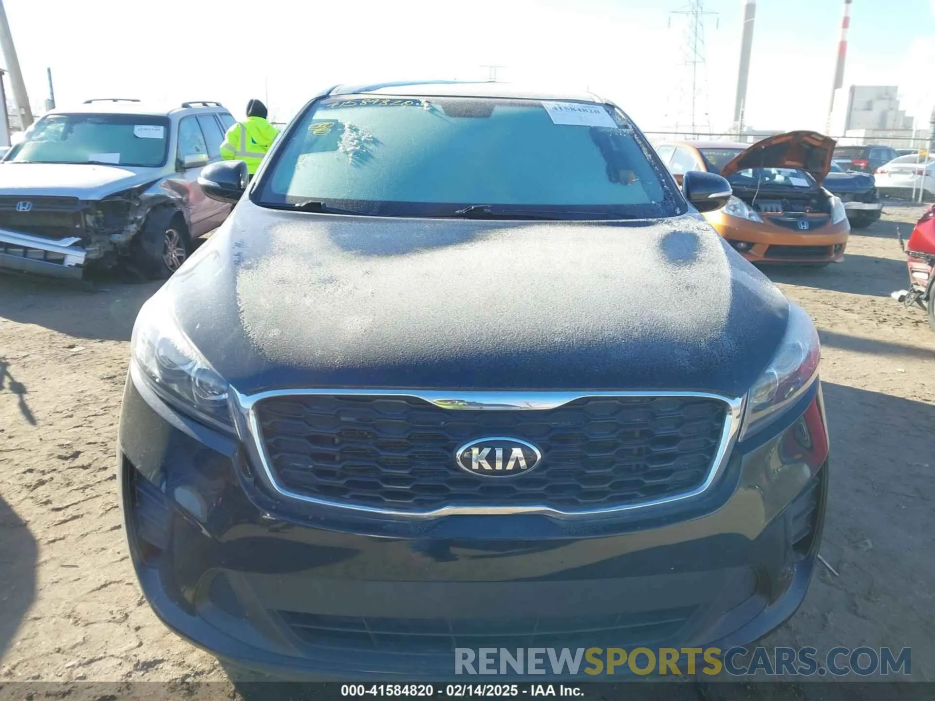 12 Photograph of a damaged car 5XYPG4A31LG688390 KIA SORENTO 2020