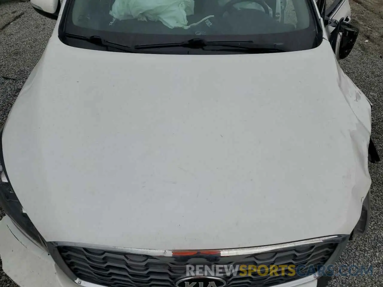 13 Photograph of a damaged car 5XYPG4A31LG698806 KIA SORENTO 2020