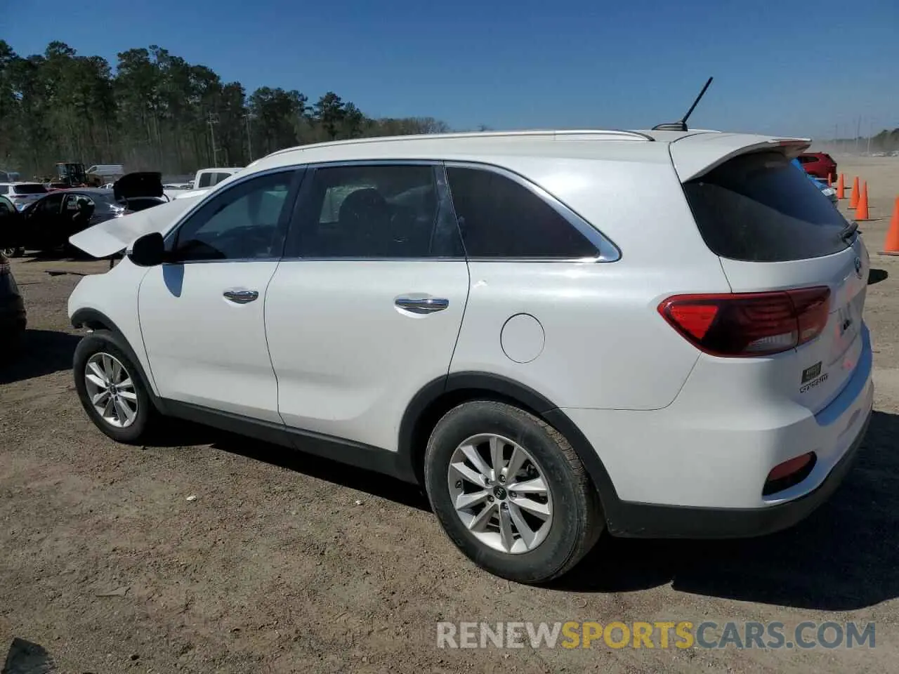 2 Photograph of a damaged car 5XYPG4A32LG683828 KIA SORENTO 2020