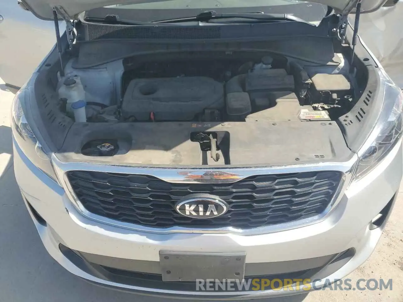12 Photograph of a damaged car 5XYPG4A33LG633231 KIA SORENTO 2020