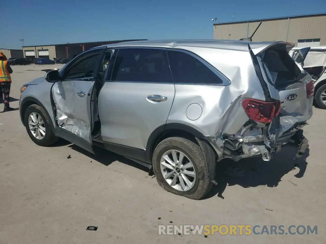 2 Photograph of a damaged car 5XYPG4A33LG633231 KIA SORENTO 2020