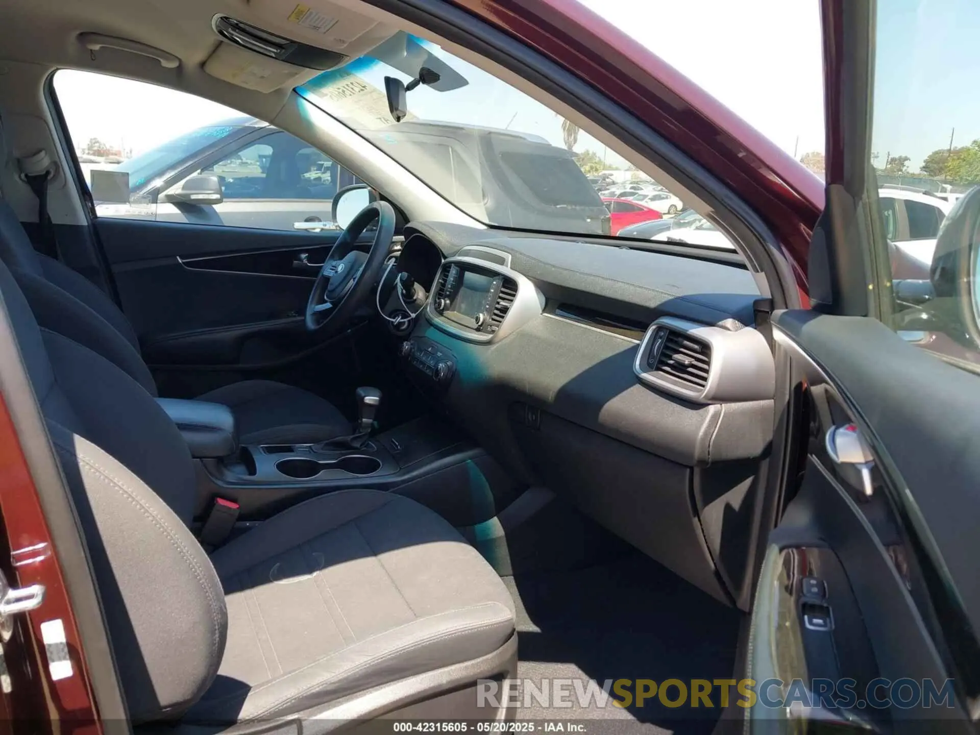 5 Фотография поврежденного автомобиля 5XYPG4A33LG643547 KIA SORENTO 2020