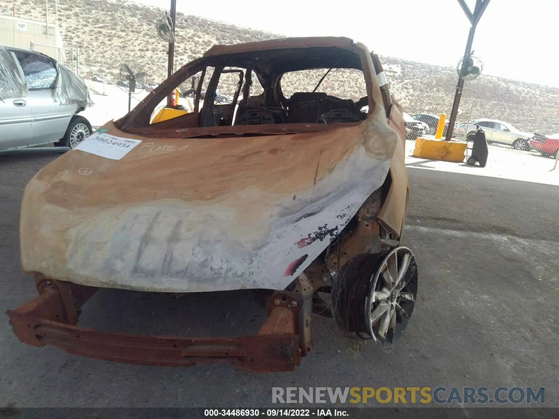 6 Photograph of a damaged car 5XYPG4A34LG670711 KIA SORENTO 2020