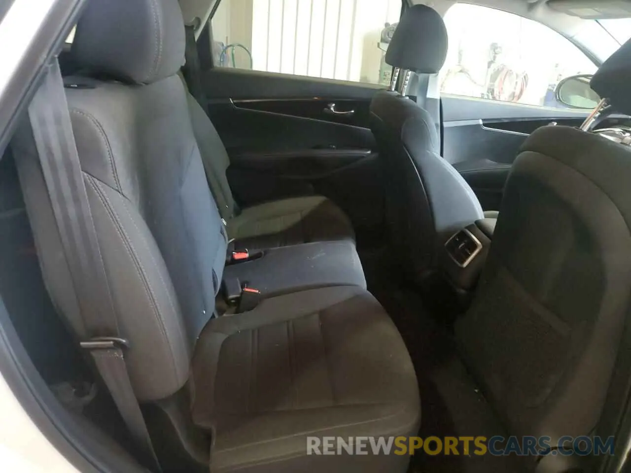 11 Фотография поврежденного автомобиля 5XYPG4A36LG697151 KIA SORENTO 2020