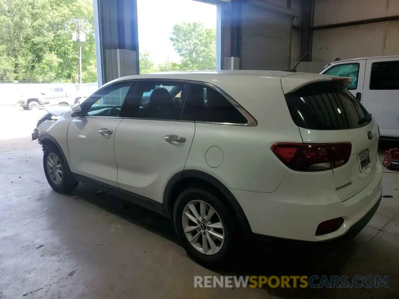 2 Фотография поврежденного автомобиля 5XYPG4A36LG697151 KIA SORENTO 2020