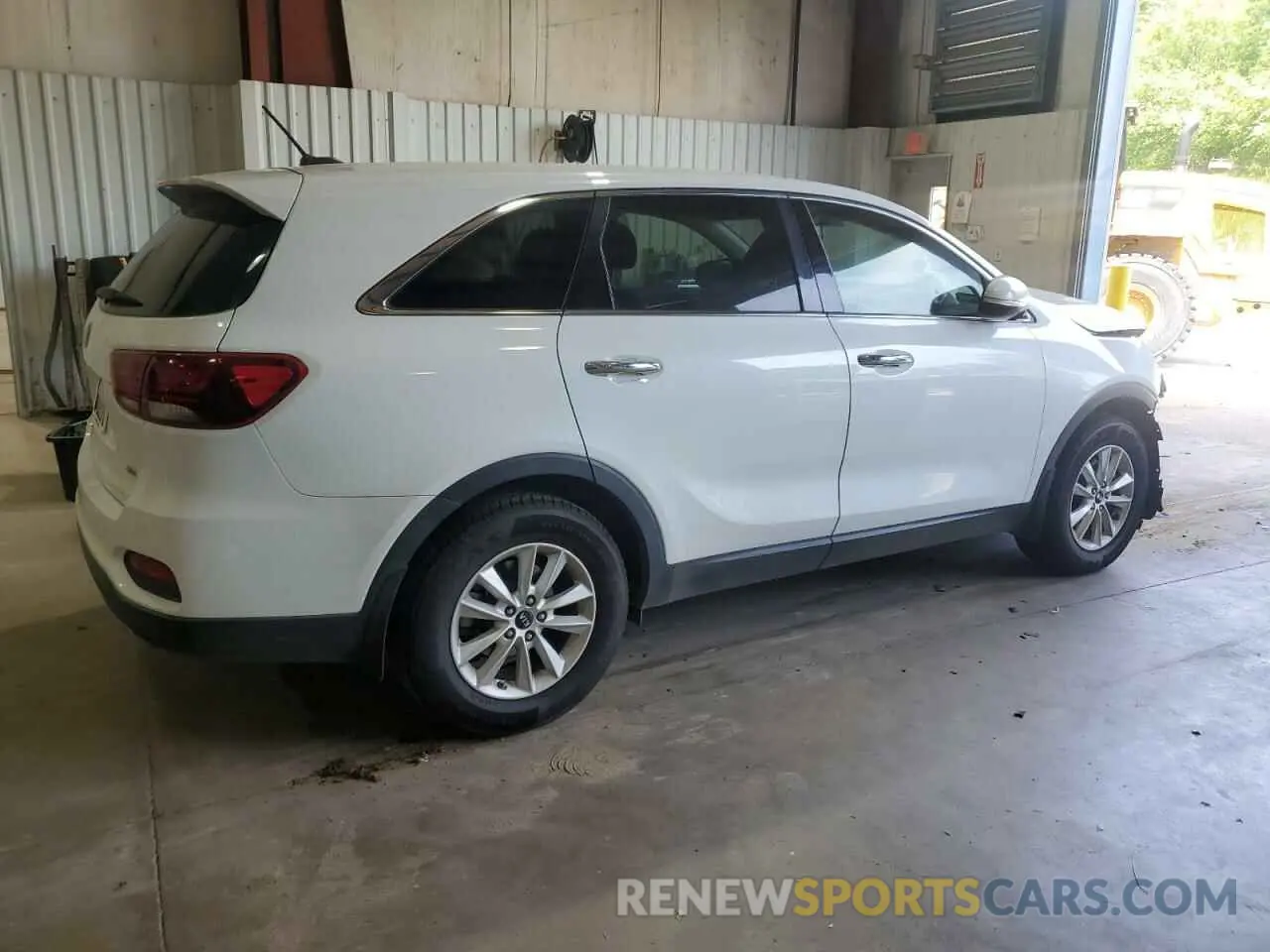3 Фотография поврежденного автомобиля 5XYPG4A36LG697151 KIA SORENTO 2020