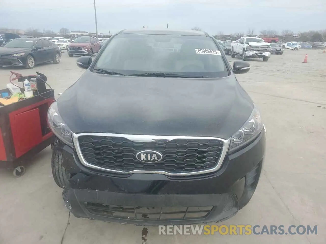 5 Photograph of a damaged car 5XYPG4A38LG684529 KIA SORENTO 2020