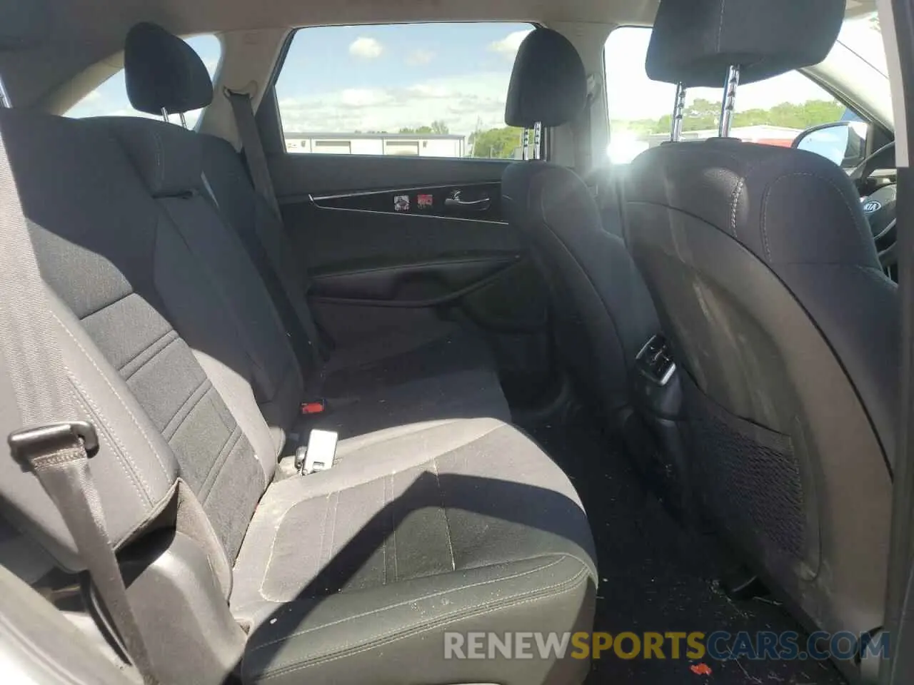 11 Фотография поврежденного автомобиля 5XYPG4A38LG687673 KIA SORENTO 2020
