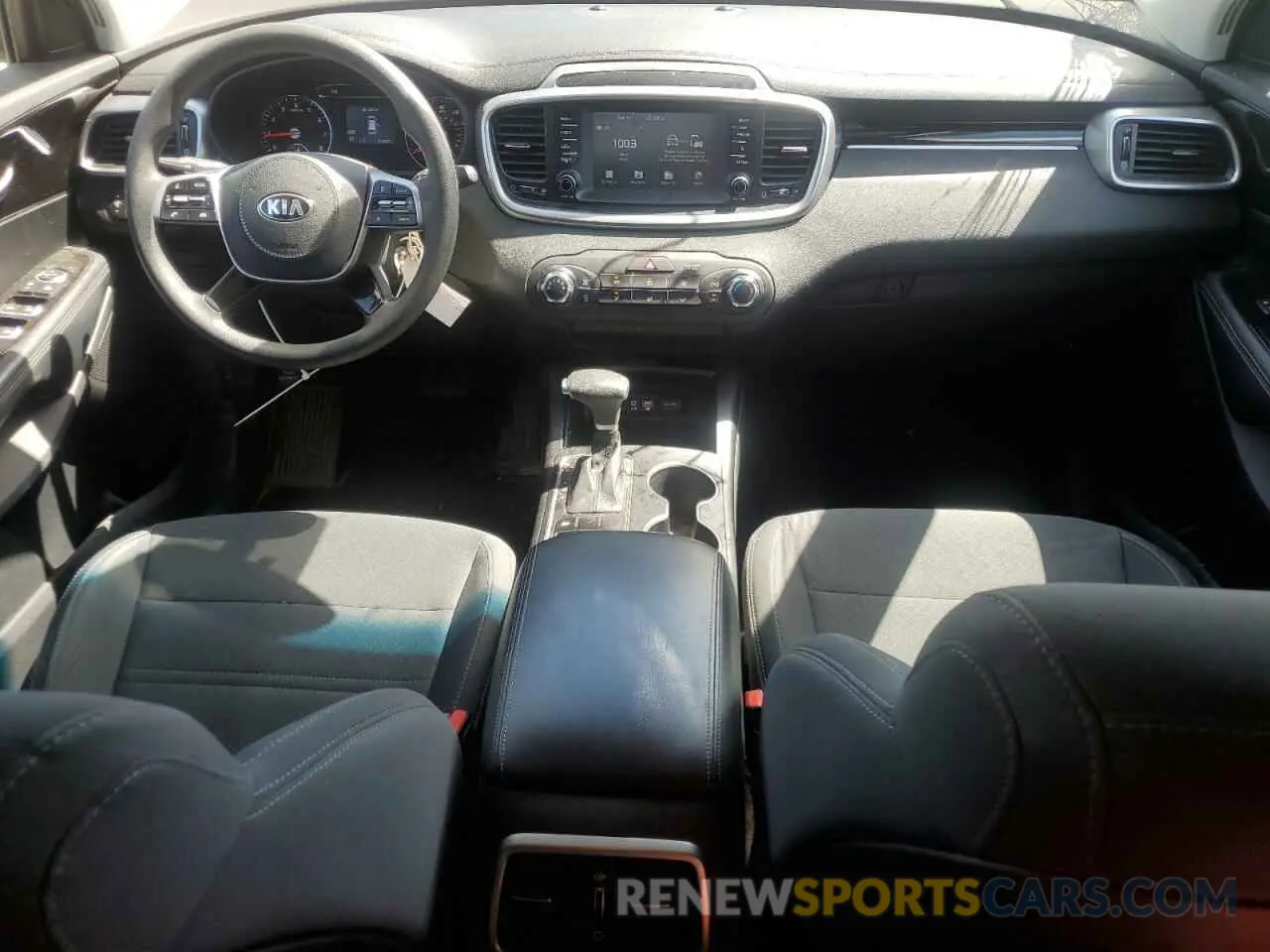 8 Фотография поврежденного автомобиля 5XYPG4A38LG687673 KIA SORENTO 2020